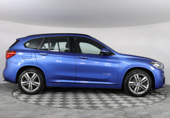 Подержанный автомобиль BMW X1 2016 года (6 фото)