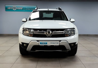 Подержанный автомобиль Renault Duster 2018 года (2 фото)