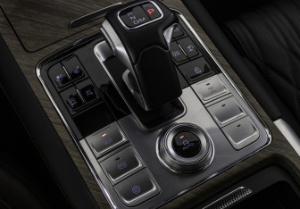 Подержанный автомобиль Tank 500 2023 года (21 фото)