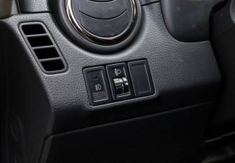 Подержанный автомобиль Suzuki SX4 Sedan 2010 года (16 фото)