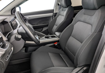 Подержанный автомобиль Geely Coolray 2023 года (20 фото)