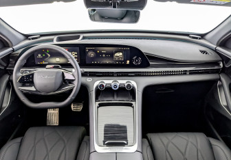 Новый Exeed RX 2025 (10 фото)