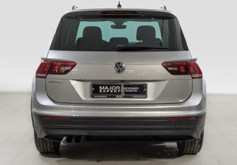 Подержанный автомобиль Volkswagen Tiguan 2019 года (6 фото)