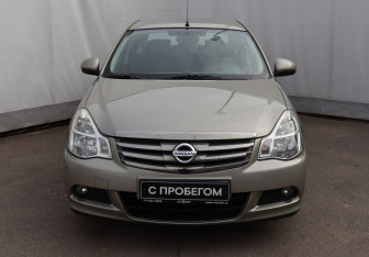 Подержанный автомобиль Nissan Almera Sedan 2014 года (2 фото)