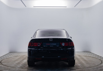 Подержанный автомобиль Honda Accord Sedan 2007 года (4 фото)