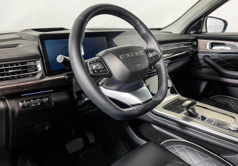 Подержанный автомобиль Exeed VX 2021 года (13 фото)