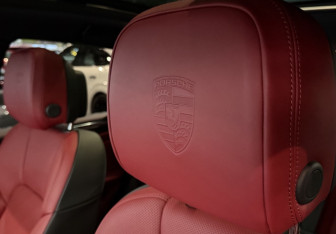 Новый Porsche Macan 2025 (8 фото)