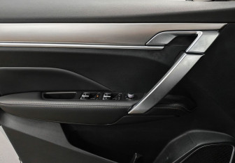 Подержанный автомобиль Geely Coolray 2021 года (16 фото)