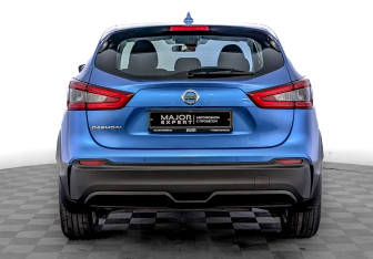 Подержанный автомобиль Nissan Qashqai 2019 года (6 фото)