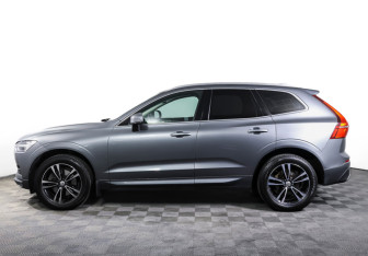Подержанный автомобиль Volvo XC60 2019 года (8 фото)