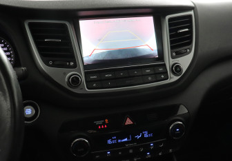 Подержанный автомобиль Hyundai Tucson 2016 года (11 фото)