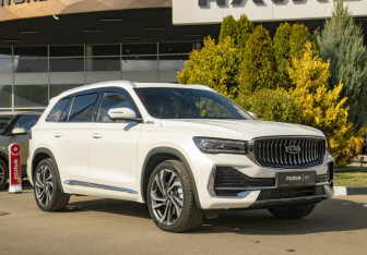 Подержанный автомобиль Geely Monjaro 2025 года (2 фото)