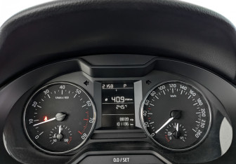 Подержанный автомобиль Skoda Octavia Liftback 2013 года (16 фото)