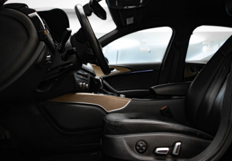 Подержанный автомобиль Audi A6 Sedan 2018 года (23 фото)