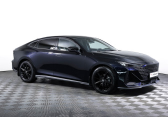 Подержанный автомобиль Changan UNI-V 2023 года (3 фото)