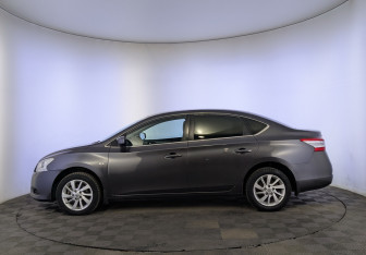 Подержанный автомобиль Nissan Sentra Sedan 2014 года (8 фото)