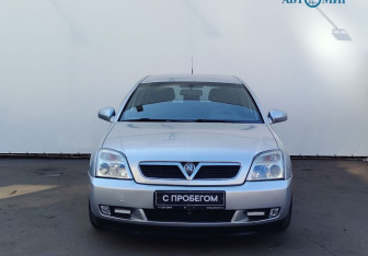 Подержанный автомобиль Opel Vectra Wagon 2004 года (2 фото)