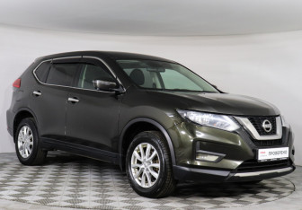 Подержанный автомобиль Nissan X-Trail 2019 года (3 фото)