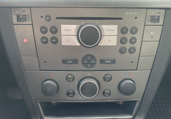 Подержанный автомобиль Opel Vectra Sedan 2007 года (15 фото)