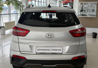 Подержанный автомобиль Hyundai Creta 2017 года (6 фото)