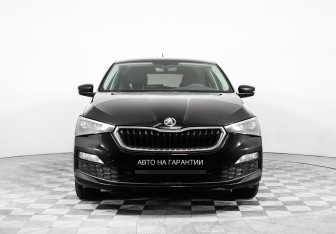 Подержанный автомобиль Skoda Rapid Liftback 2020 года (2 фото)