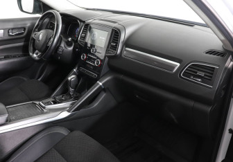 Подержанный автомобиль Renault Koleos 2017 года (10 фото)