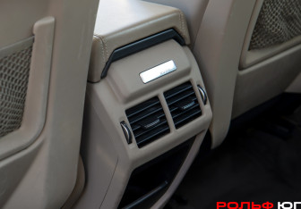 Подержанный автомобиль Land Rover Range Rover Evoque 2014 года (15 фото)