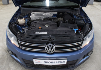 Подержанный автомобиль Volkswagen Tiguan 2011 года (9 фото)