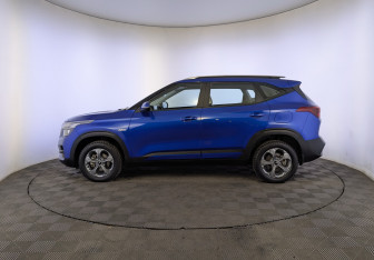 Подержанный автомобиль Kia Seltos 2022 года (8 фото)