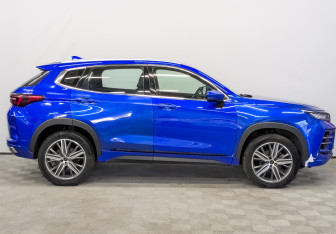 Подержанный автомобиль Exeed LX 2022 года (4 фото)