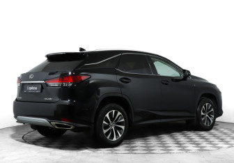 Подержанный автомобиль Lexus RX 2022 года (5 фото)