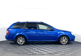 Подержанный автомобиль Chevrolet Lacetti Wagon 2009 года (4 фото)