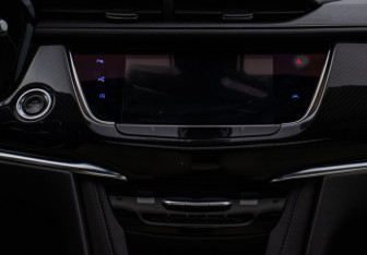 Подержанный автомобиль Cadillac XT6 2021 года (14 фото)
