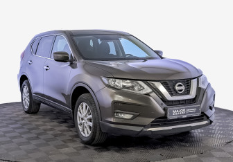 Подержанный автомобиль Nissan X-Trail 2021 года (3 фото)