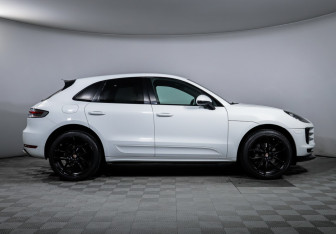 Подержанный автомобиль Porsche Macan 2019 года (4 фото)
