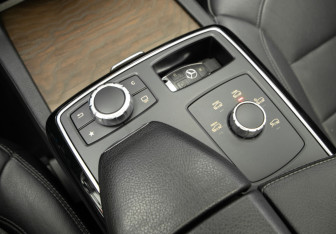 Подержанный автомобиль Mercedes-Benz GLE 2016 года (19 фото)