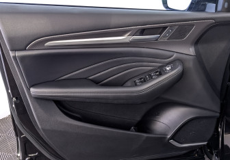 Подержанный автомобиль Haval F7x 2021 года (19 фото)