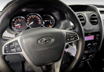 Подержанный автомобиль LADA (ВАЗ) Largus Wagon 2021 года (27 фото)