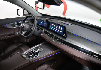 Подержанный автомобиль Chery Tiggo 8 Pro Max 2023 года (9 фото)