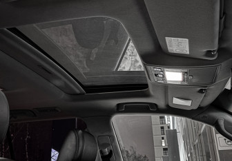 Подержанный автомобиль Toyota Land Cruiser Suv 2019 года (35 фото)