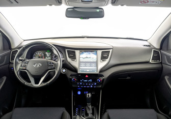 Подержанный автомобиль Hyundai Tucson 2018 года (14 фото)