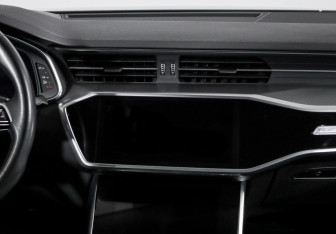 Подержанный автомобиль Audi A6 Sedan 2018 года (13 фото)