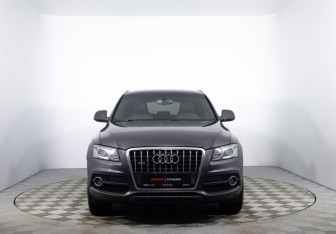 Подержанный автомобиль Audi Q5 2009 года (2 фото)