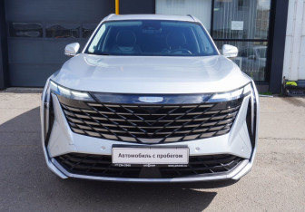 Подержанный автомобиль Geely Atlas 2024 года (2 фото)
