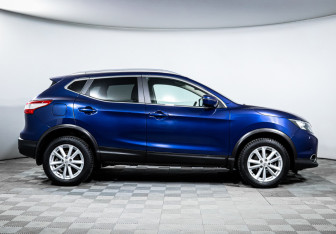 Подержанный автомобиль Nissan Qashqai 2018 года (4 фото)