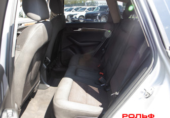 Подержанный автомобиль Audi Q5 2009 года (8 фото)