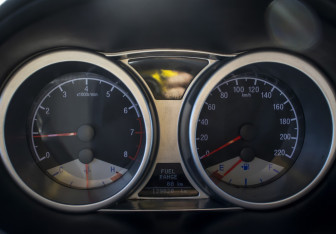 Подержанный автомобиль Geely Emgrand X7 2015 года (11 фото)