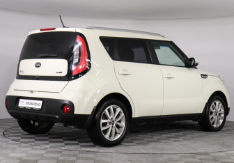 Подержанный автомобиль Kia Soul 2017 года (5 фото)
