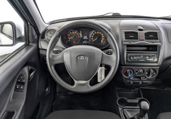 Подержанный автомобиль LADA (ВАЗ) Granta Sedan 2022 года (21 фото)