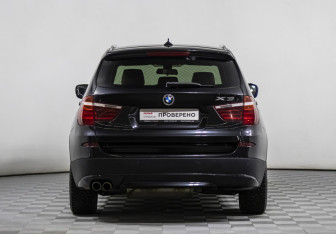 Подержанный автомобиль BMW X3 2013 года (5 фото)